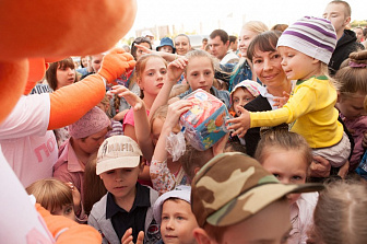 Вручение призов победителям конкурса рисунка