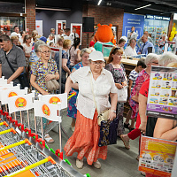 Открытие супермаркета на Одинцова, 65