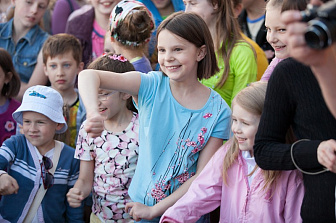 Вручение призов победителям конкурса рисунка