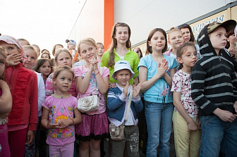 Вручение призов победителям конкурса рисунка