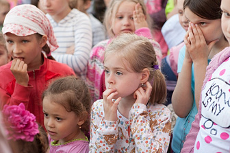 Вручение призов победителям конкурса рисунка