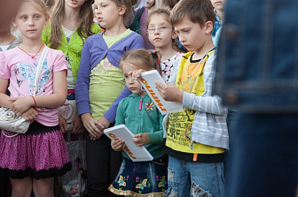 Вручение призов победителям конкурса рисунка