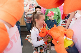 Вручение призов победителям конкурса рисунка