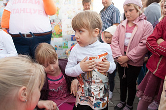 Вручение призов победителям конкурса рисунка