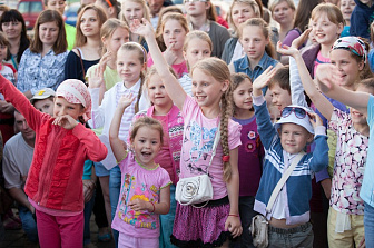 Вручение призов победителям конкурса рисунка