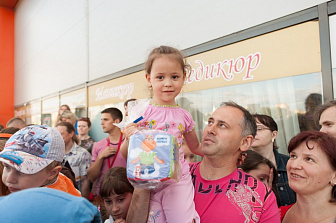 Вручение призов победителям конкурса рисунка