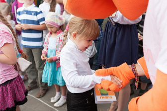 Вручение призов победителям конкурса рисунка