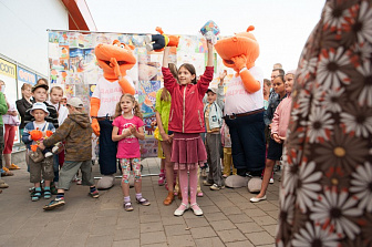 Вручение призов победителям конкурса рисунка