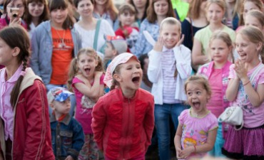 Вручение призов победителям конкурса рисунка